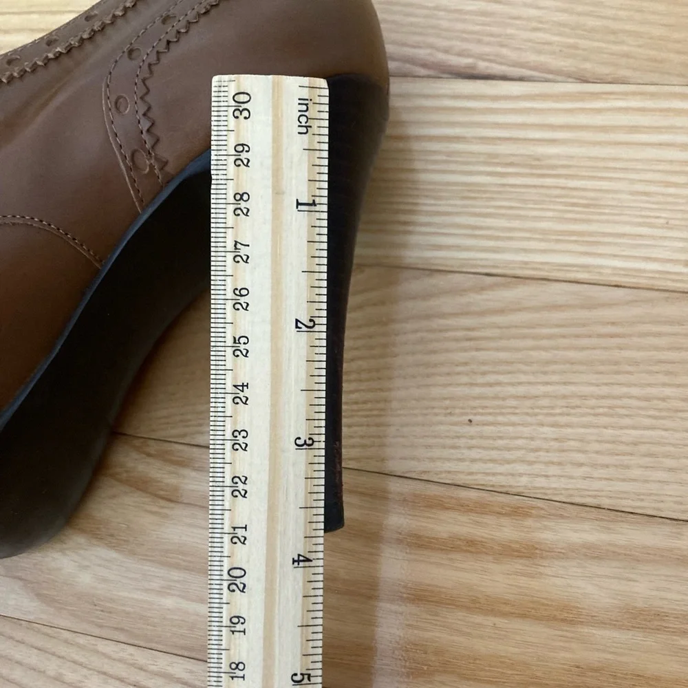Bcbg girls leather heeled booties size 6.5
